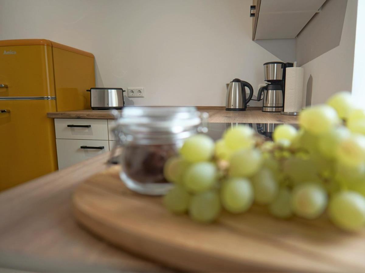 "Hogulu" Brandenburg, Balkon, Neustadt, Kueche, Wassernaehe - Parkplatz Inklusive Apartment Бранденбург Екстериор снимка