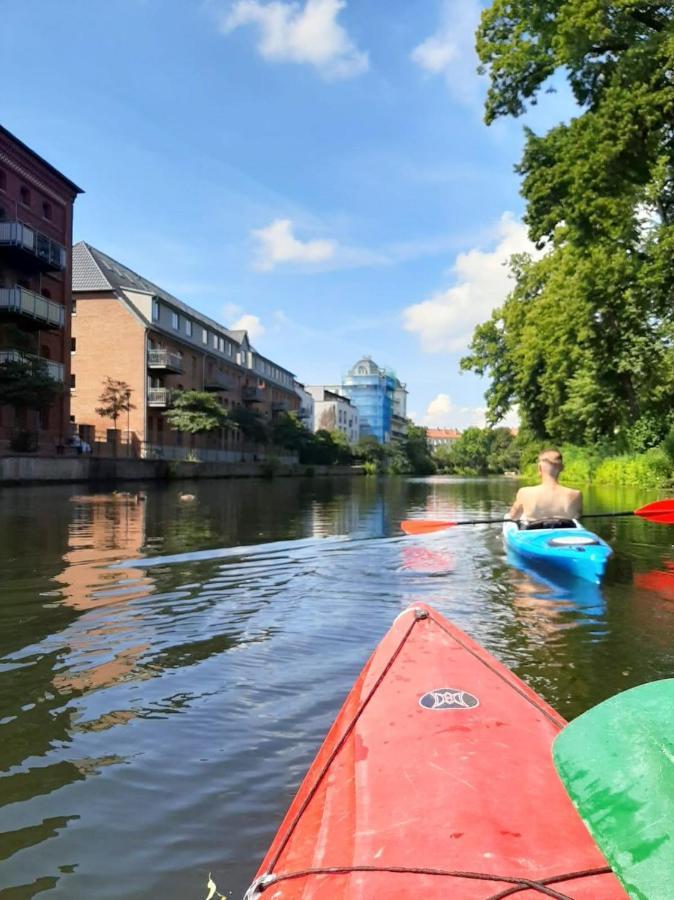 "Hogulu" Brandenburg, Balkon, Neustadt, Kueche, Wassernaehe - Parkplatz Inklusive Apartment Бранденбург Екстериор снимка