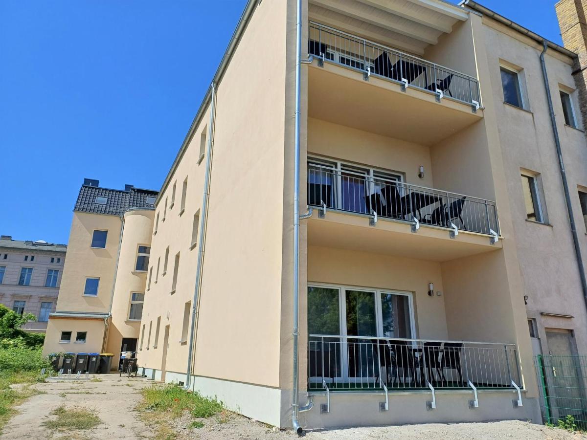 "Hogulu" Brandenburg, Balkon, Neustadt, Kueche, Wassernaehe - Parkplatz Inklusive Apartment Бранденбург Екстериор снимка
