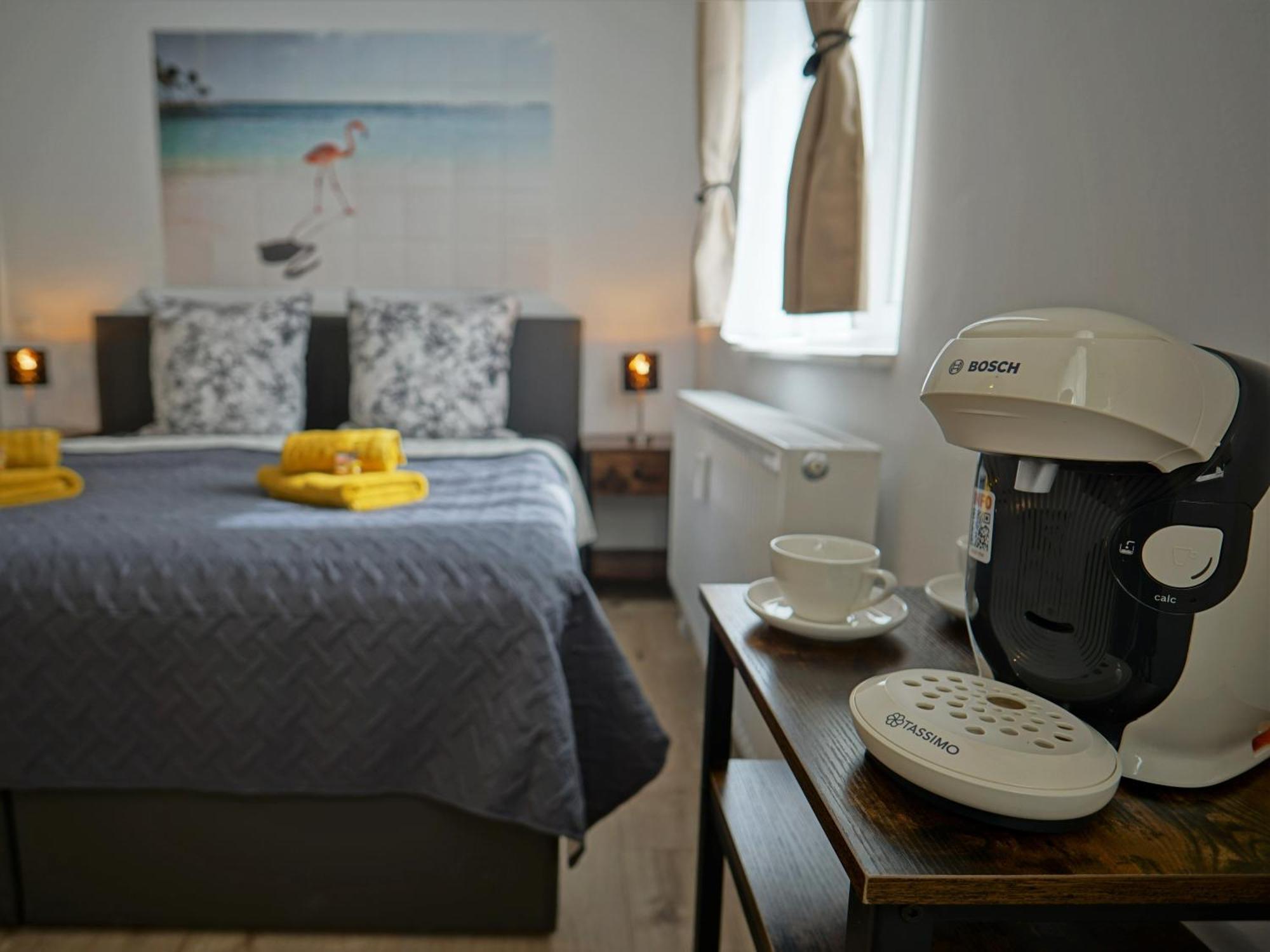 "Hogulu" Brandenburg, Balkon, Neustadt, Kueche, Wassernaehe - Parkplatz Inklusive Apartment Бранденбург Стая снимка