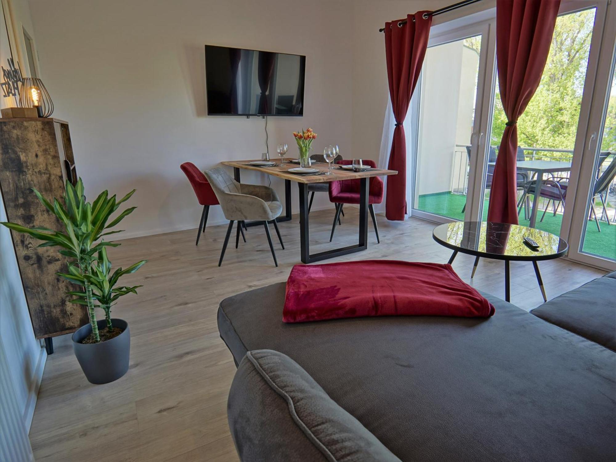 "Hogulu" Brandenburg, Balkon, Neustadt, Kueche, Wassernaehe - Parkplatz Inklusive Apartment Бранденбург Стая снимка